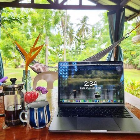 Bahandi Beach Lodge Mambajao Ngoại thất bức ảnh