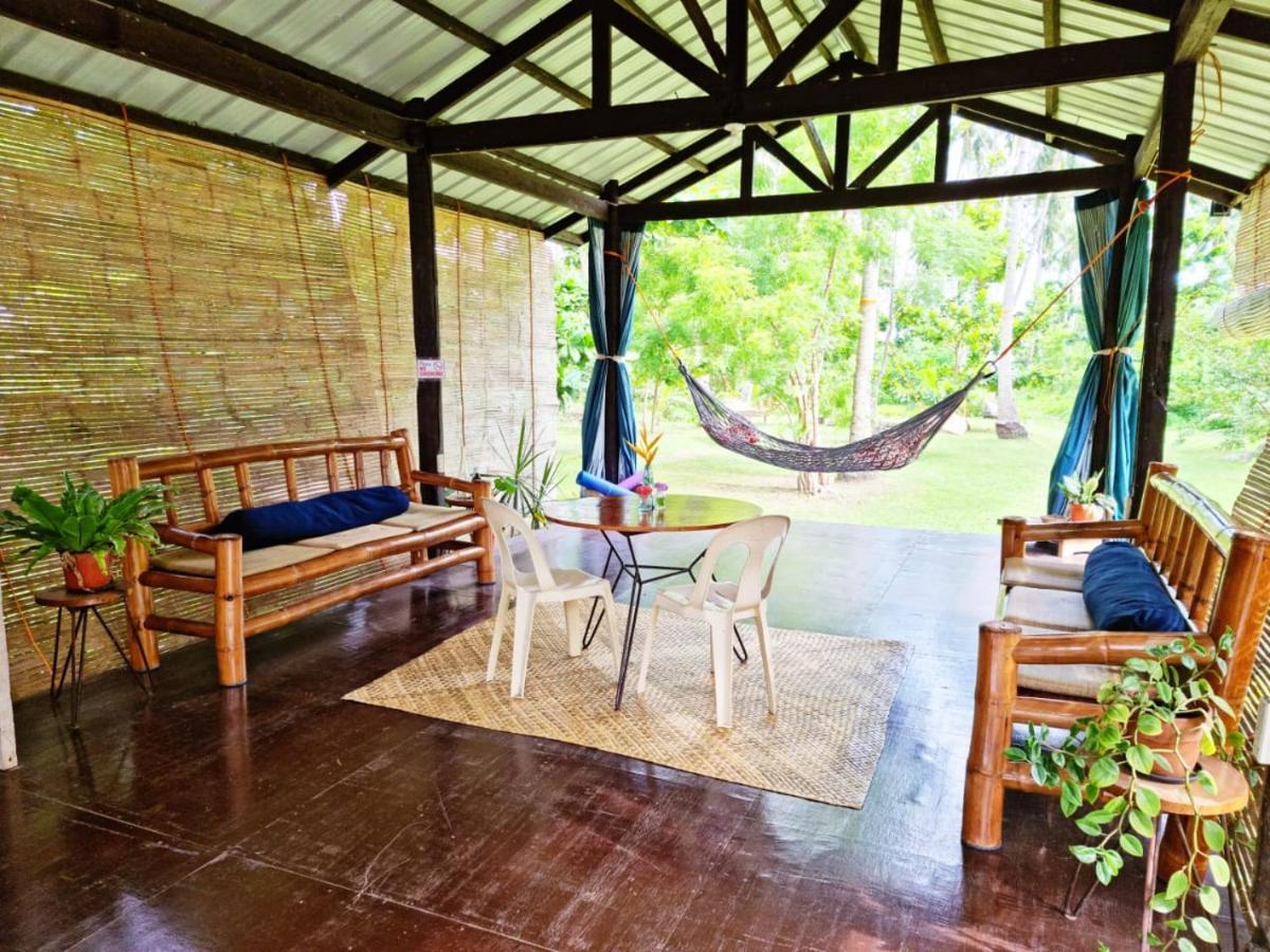 Bahandi Beach Lodge Mambajao Ngoại thất bức ảnh
